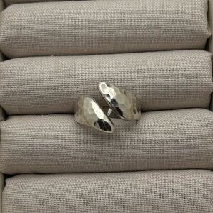 Vintage Sterling Silver Hammered Bypass Ring size 6